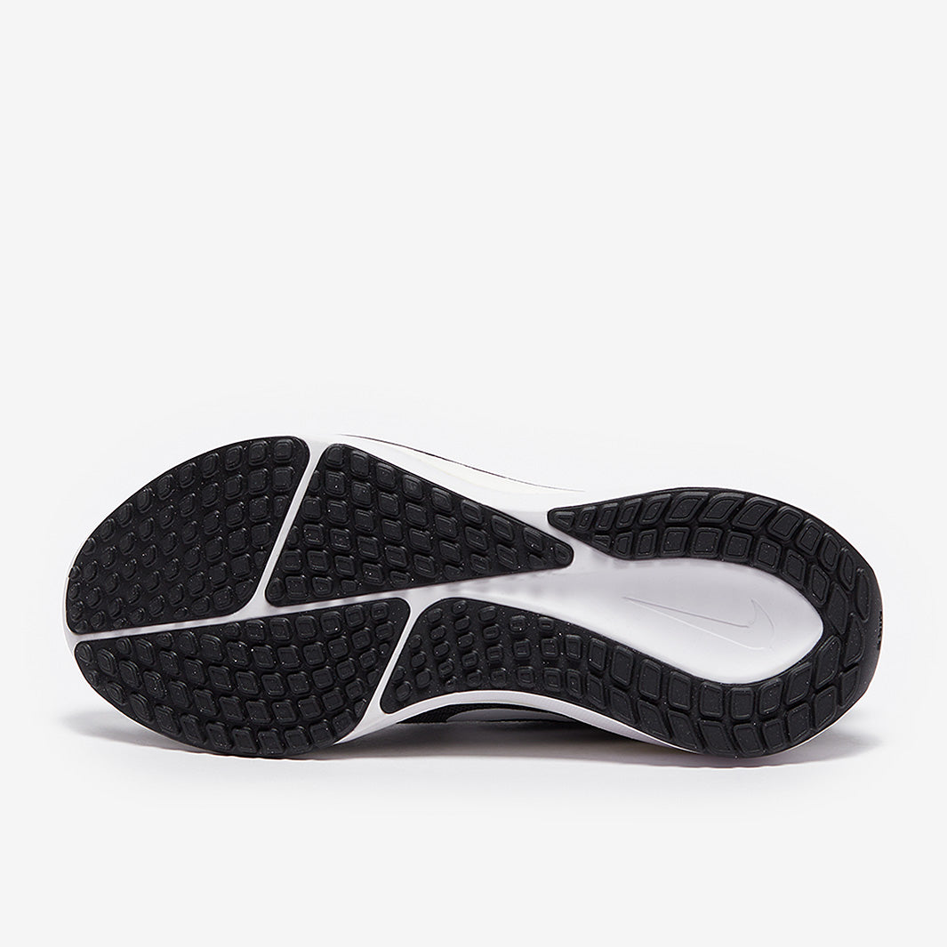 Nike Womens Vomero 17