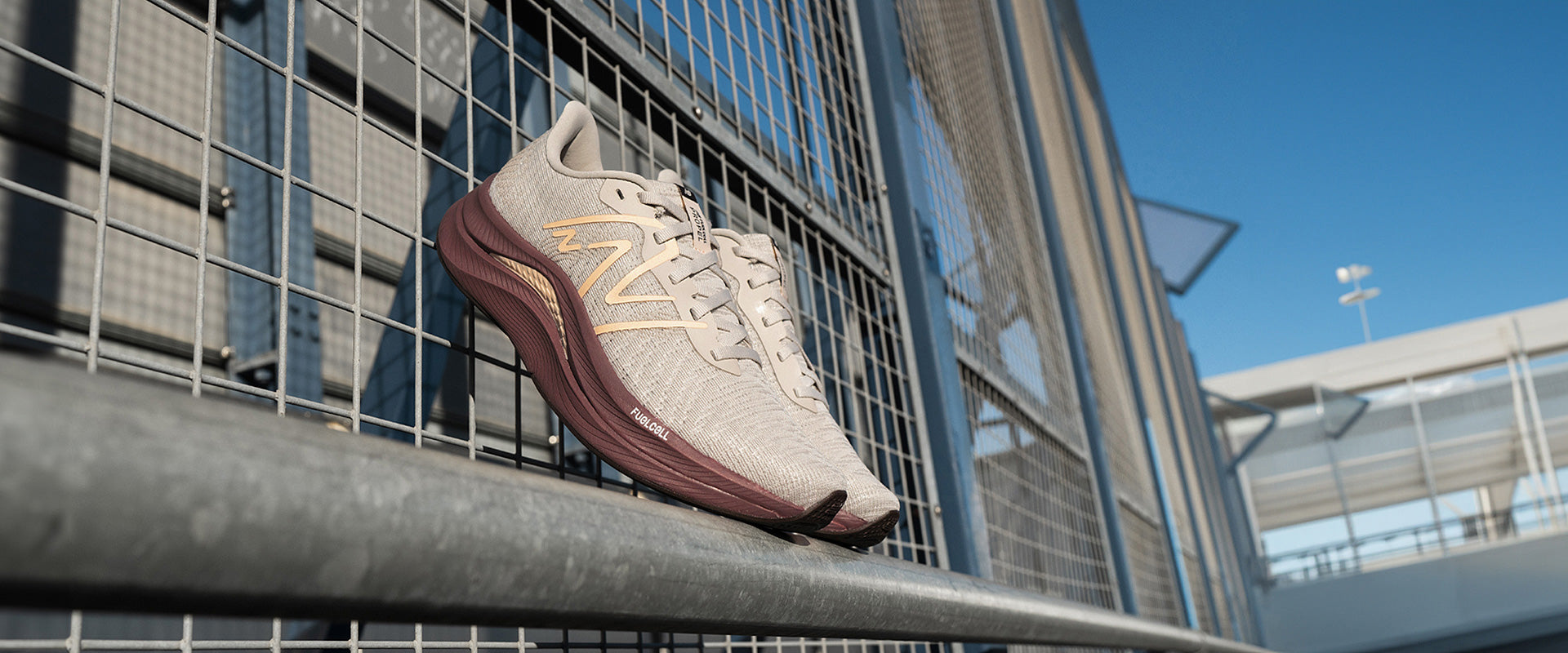 New Balance Womens FuelCell Propel v4