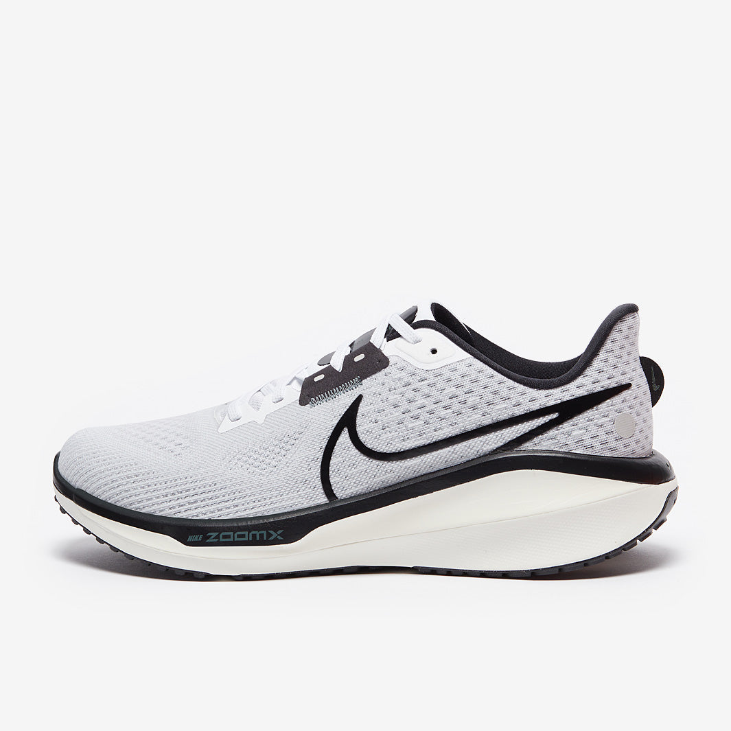 Nike Vomero 17