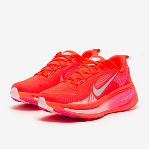 Nike Womens Vomero 18