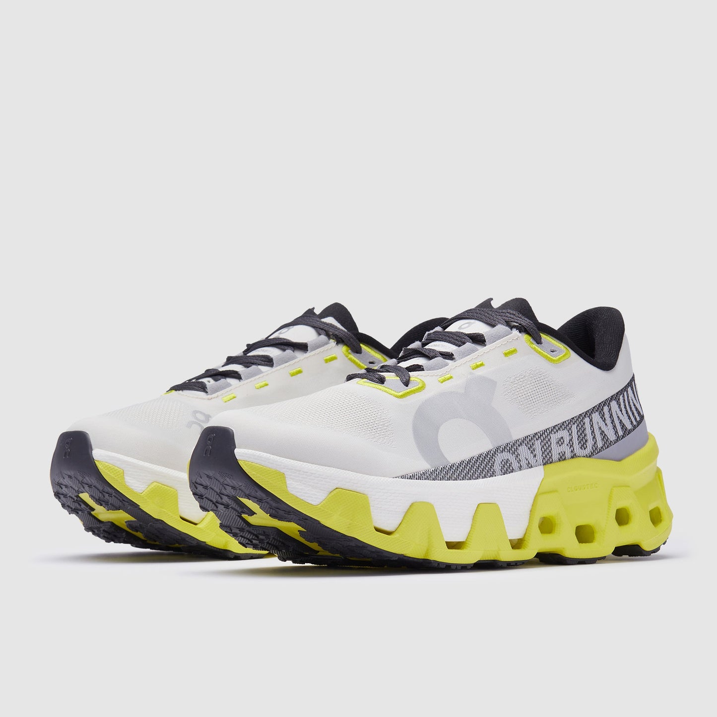 On Womens Cloudmonster Hyper