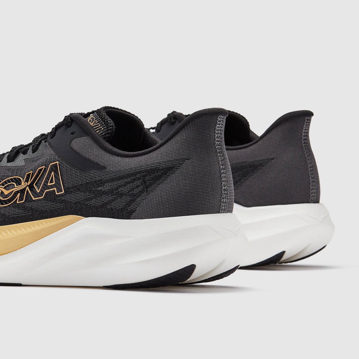 Hoka Rocket X 3