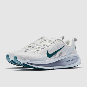 Nike Womens Vomero 18