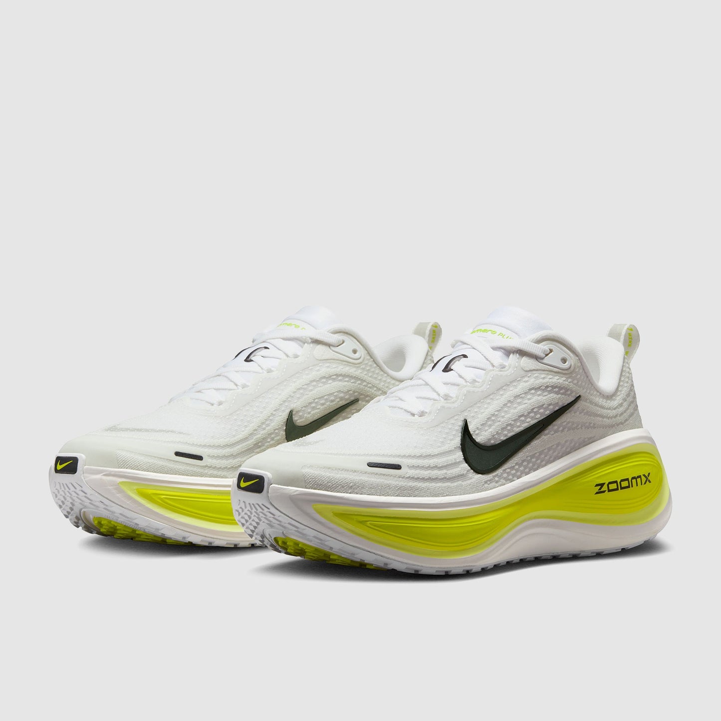 Nike Womens Vomero Plus