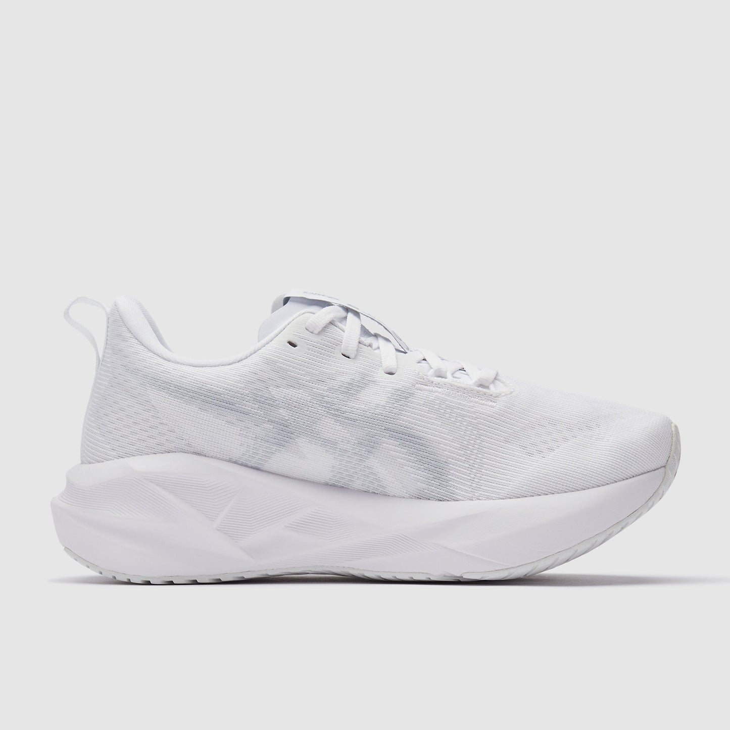 Asics Womens Novablast 5
