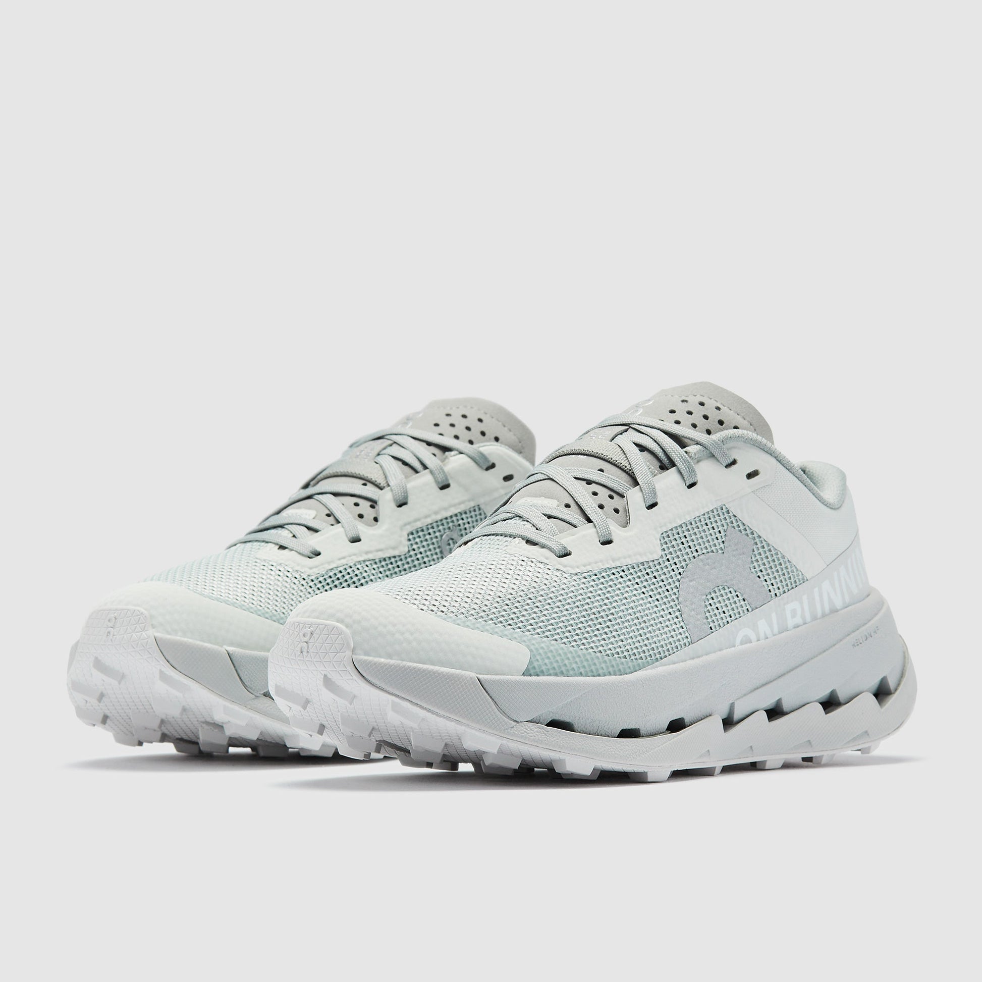 On Womens Cloudultra 3