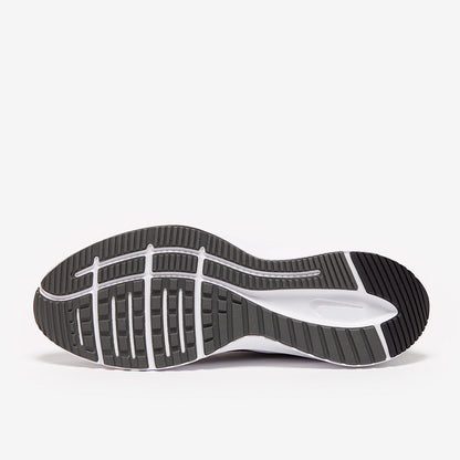 Nike Quest 3