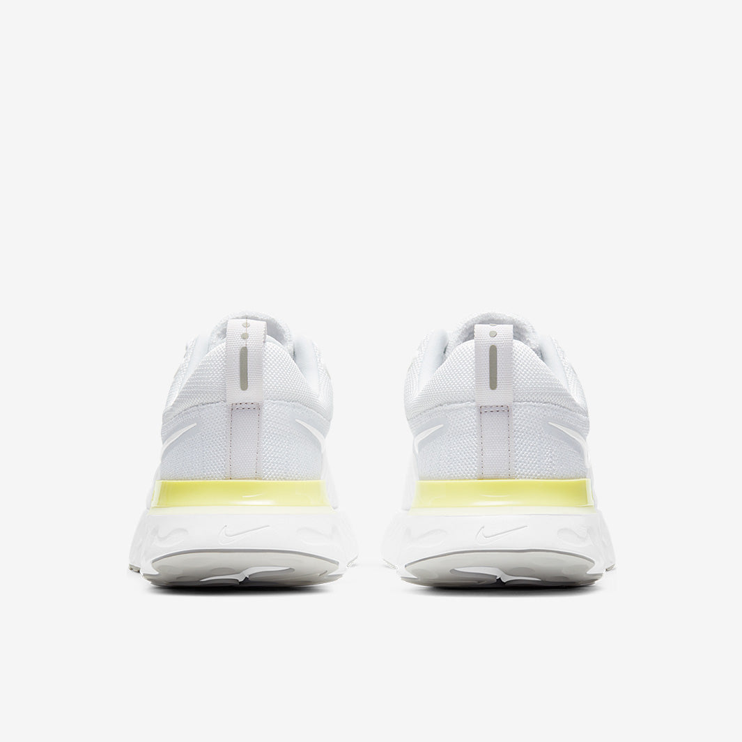 Nike Womens React Infinity Run Flyknit 2