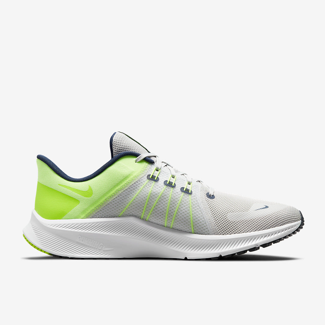 Nike Quest 4