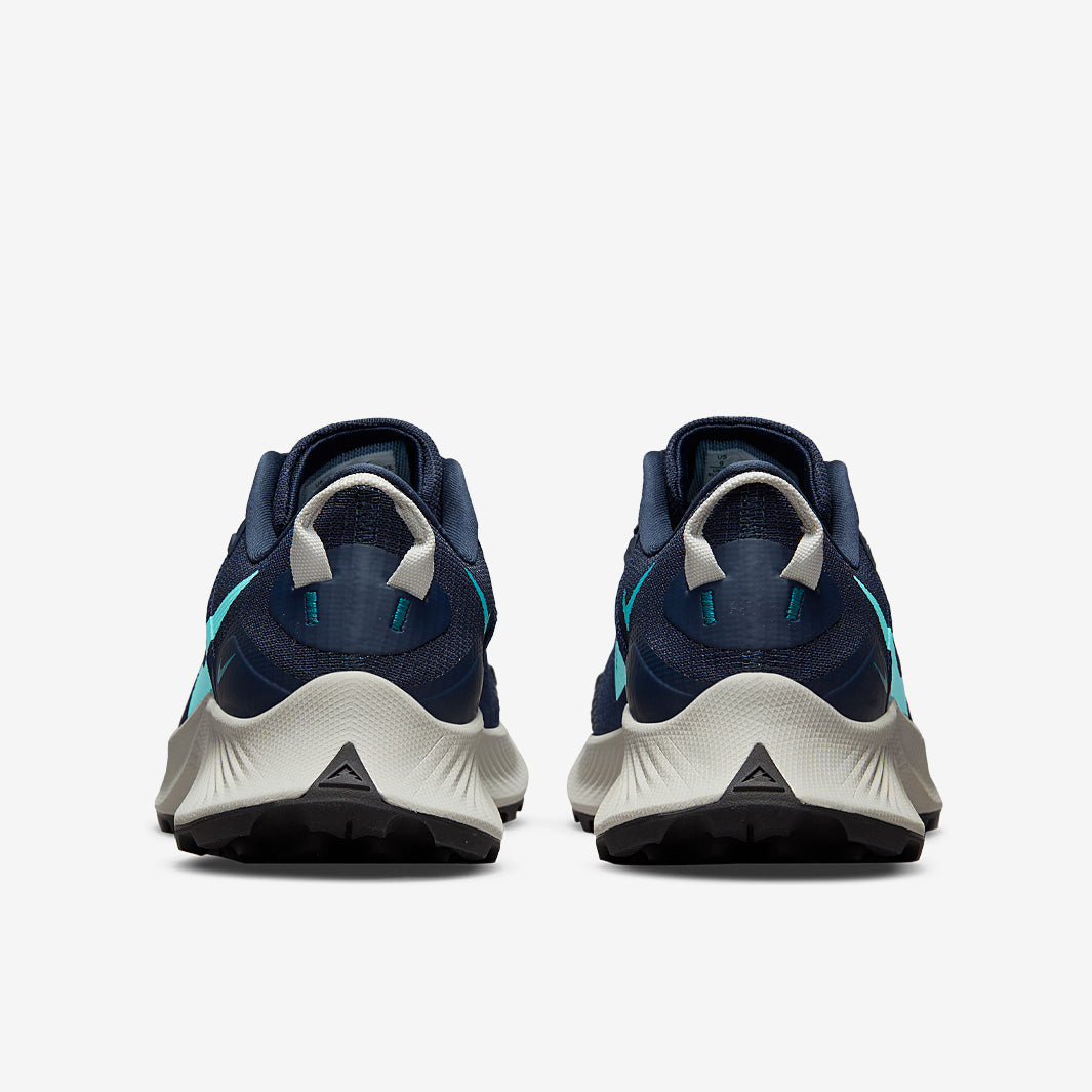 Nike Womens Pegasus Trail 3