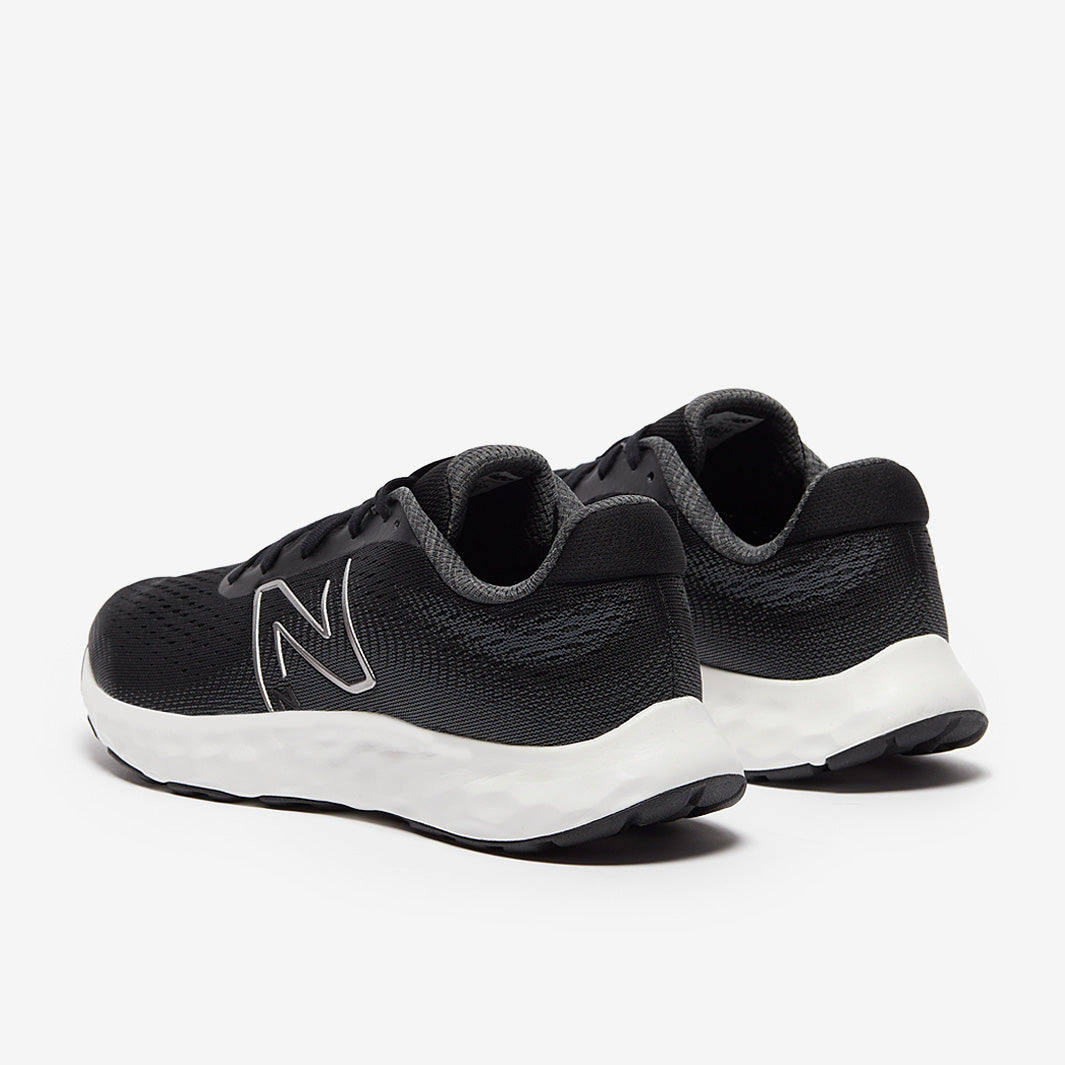 New Balance 520 V8