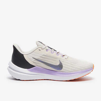 Nike Womens Air Winflo 9 - Lt Orewood Brn/White-Off Noir