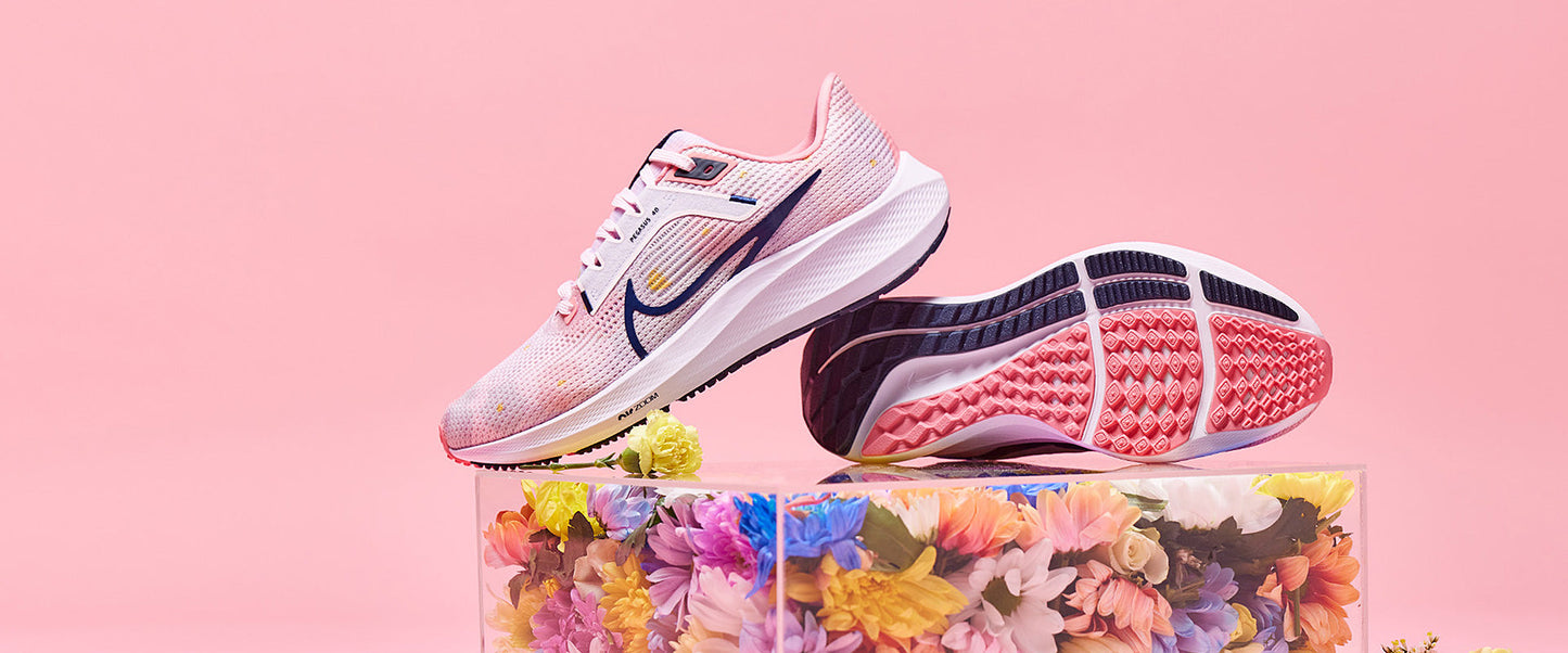 Nike Womens Pegasus 40 Premium - Pearl Pink/Midnight Navy