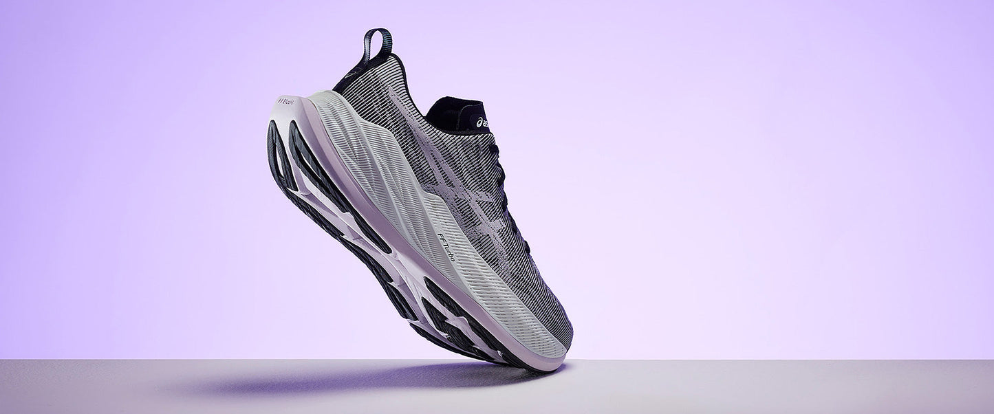 ASICS Superblast