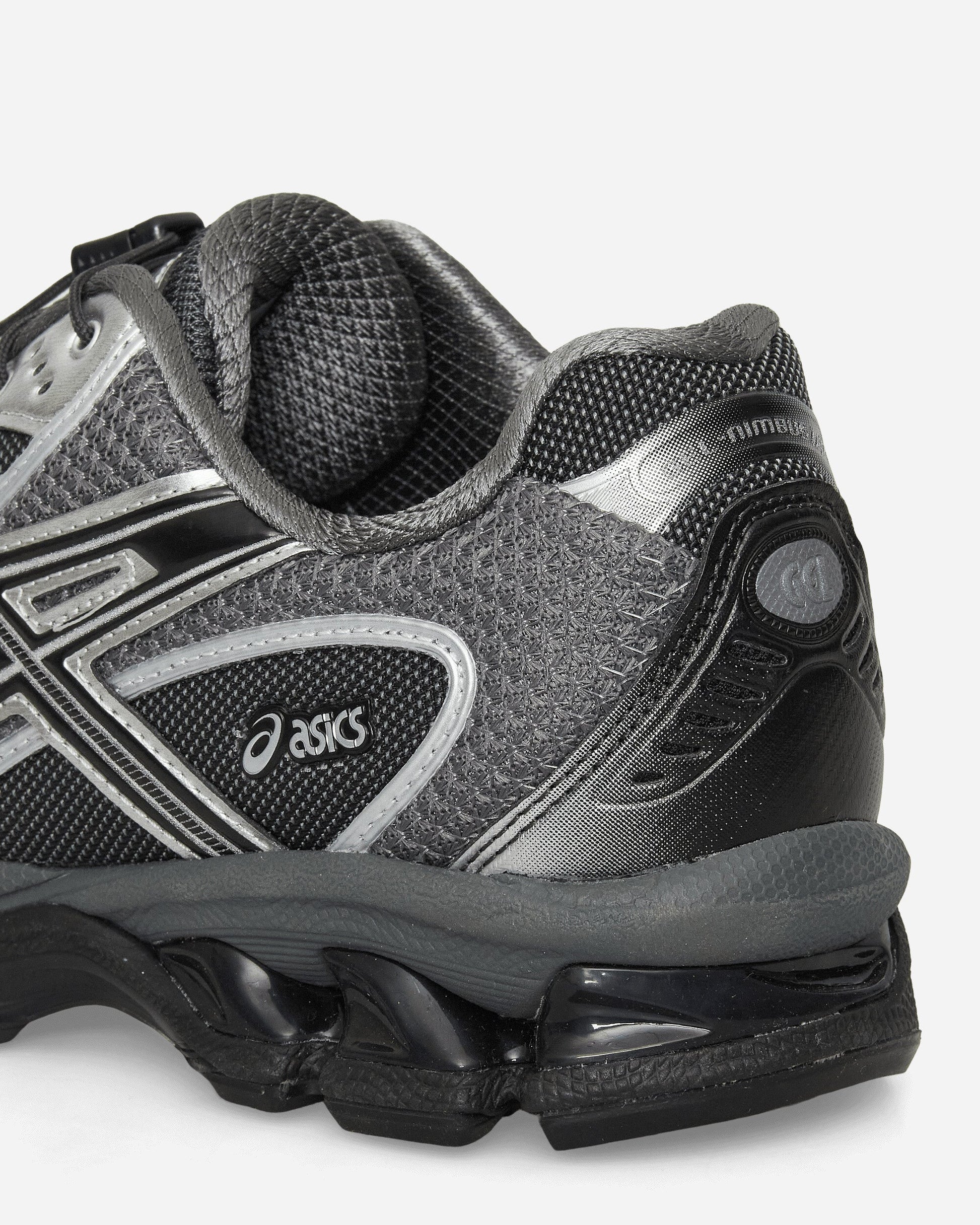UNAFFECTED GEL-Nimbus 10.1 Sneakers Silver / Black