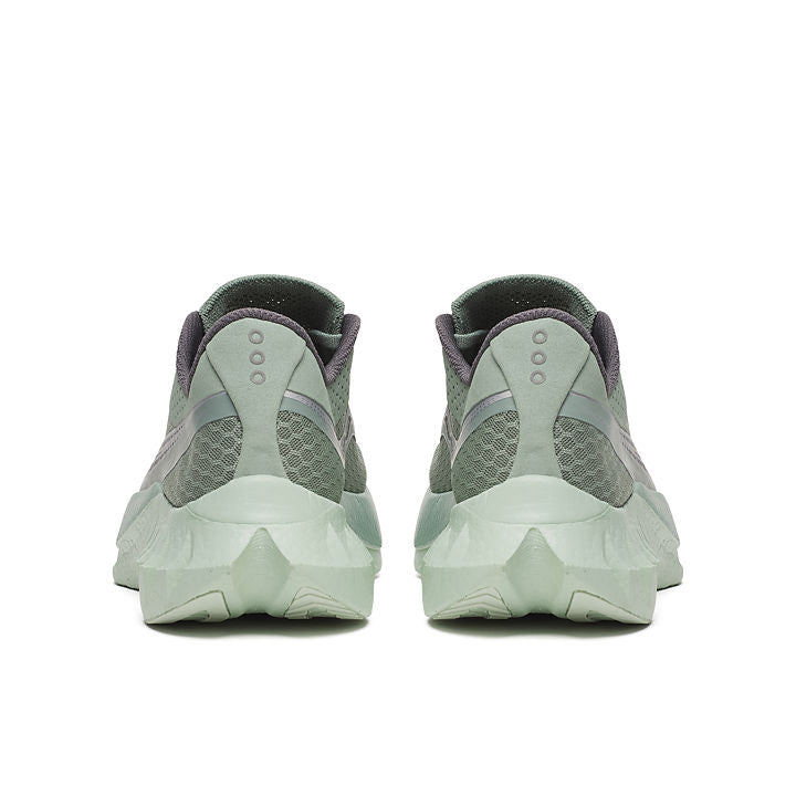 Saucony Men’s Endorphin Pro 4 Iceberg/Carbon