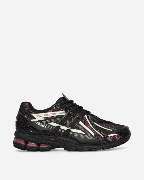 1906A Sneakers Black / Dragon Berry / White