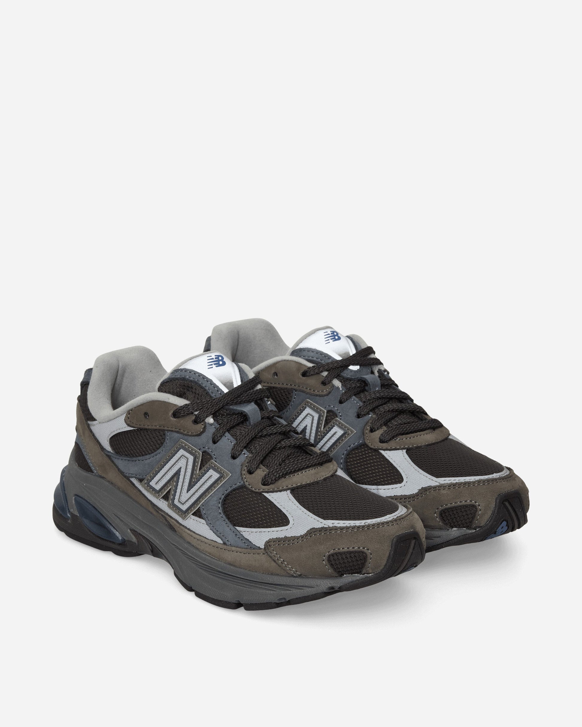 2010 Sneakers Tornado / Faded Black