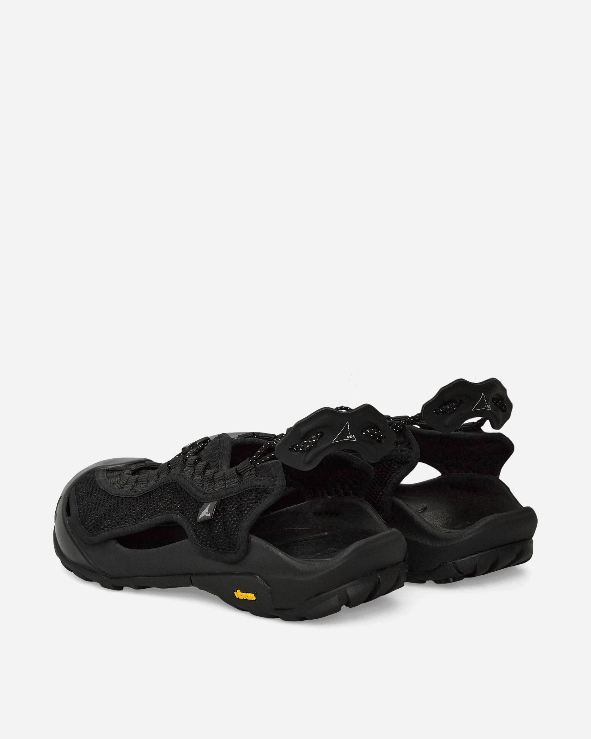 Arpy Weaved Sandals Black