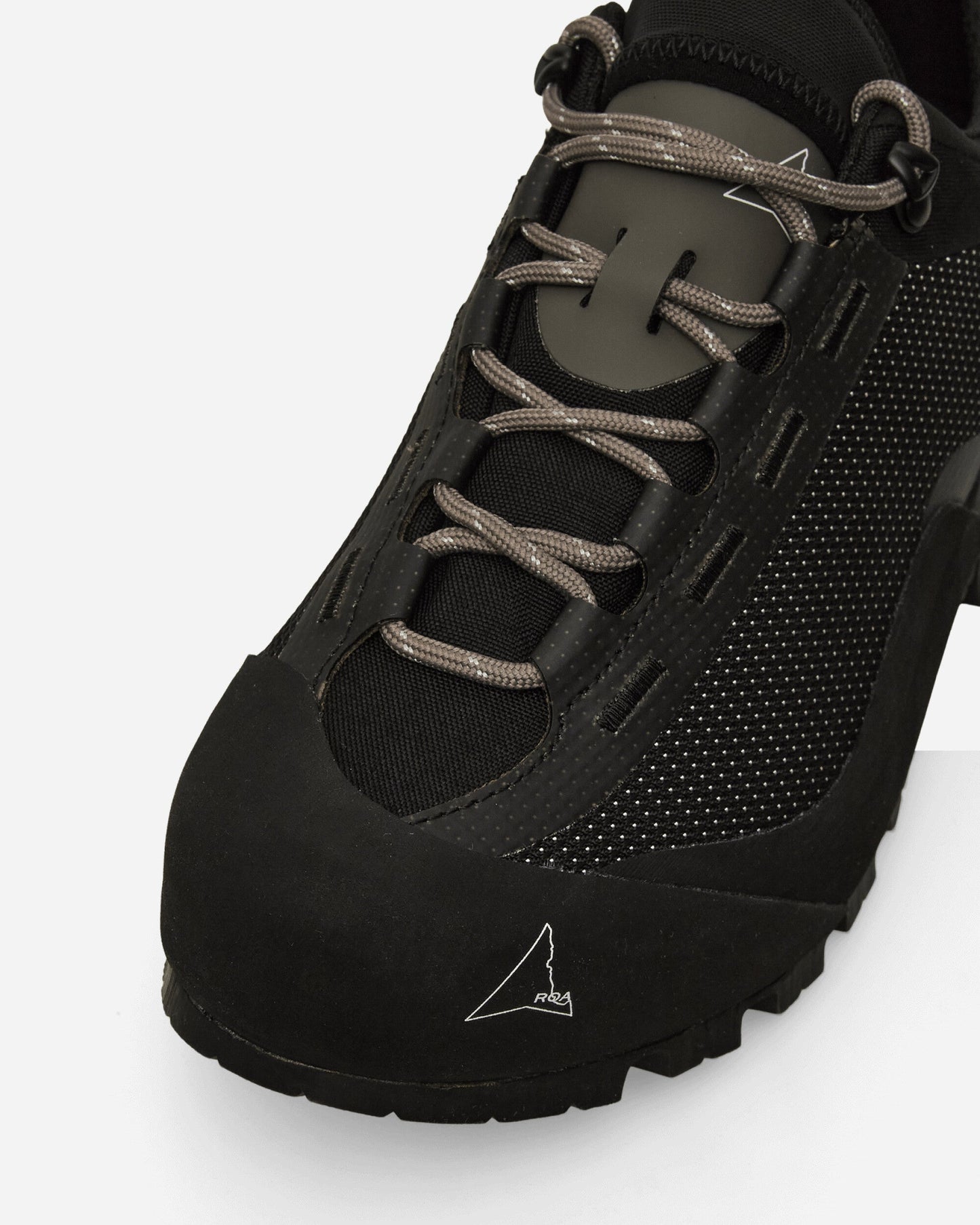 Hida Low Boots Black